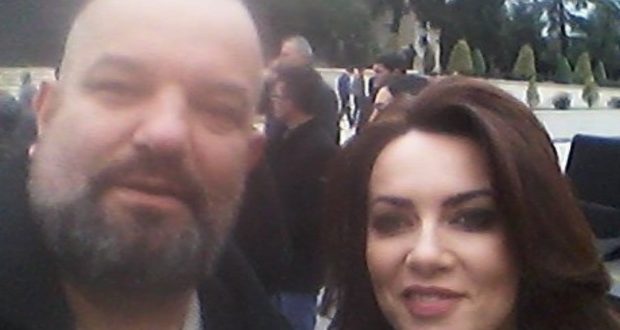 Katër përgjigjie nga “go*ist i NSHRAK-ut” me shokë për hilaxhiun Hila, që mbronë moralin Salianj-GD Katër përgjigjie nga “go*ist i NSHRAK-ut” me shokë për hilaxhiun Hila, që mbronë moralin Salianj-GD