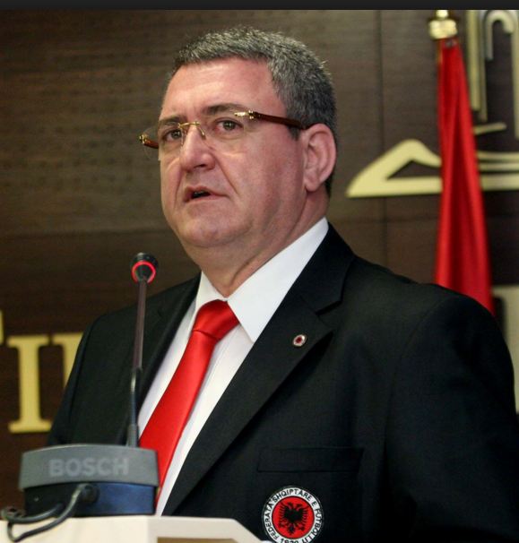 Manipulimet në zgjedhje/ Gjykata rrëzon zgjedhjen e Armando Dukës si president i FSHF