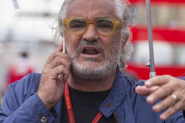 Miliarderi Briatore në telashe me ligjin, dënohet me 1 vit e gjysmë burg!