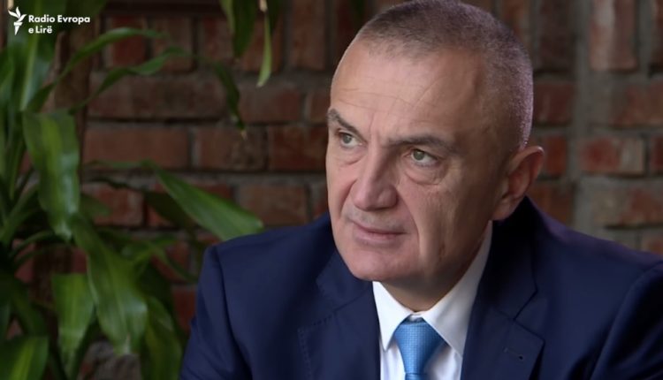 Meta trembet se mos Lalla e “merr” me vete më shpejt në burg, nxjerr “zarin” Vasili dhe i kërkon llogari SHBA se sa dosje të Ilirit ka: Tregoni kë ka mbrojtur Llalla? Meta trembet se mos Lalla e “merr” me vete më shpejt në burg, nxjerr “zarin” Vasili dhe i kërkon llogari SHBA se sa dosje të Ilirit ka: Tregoni kë ka mbrojtur Llalla?