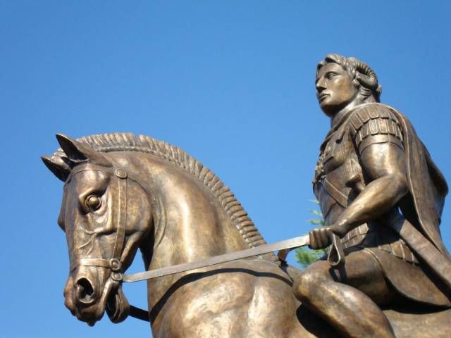 Aleksandri i madh “largohet” nga sllavët maqedonas