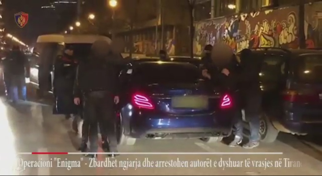 Publikohet Video/ Ky është momenti i arrestimit të vrasësve të Devi Kasmit Publikohet Video/ Ky është momenti i arrestimit të vrasësve të Devi Kasmit