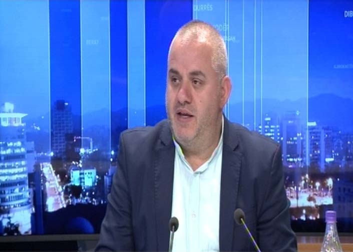 Berisha i drejtohet me fjalën ‘Hjekës”, Artan Hoxha: Është fjalë kanuni, ky është mesazhi i qartë që po më jep Berisha i drejtohet me fjalën ‘Hjekës”, Artan Hoxha: Është fjalë kanuni, ky është mesazhi i qartë që po më jep