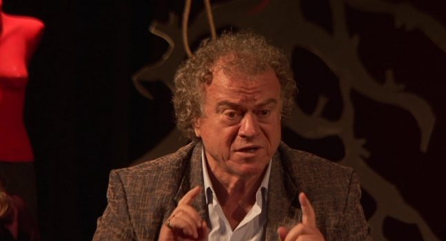 Video e rebelimit e aktorit Bujar Asqeriu: Askush nuk e çan trapin për artistët, do tallen e do nxjerrin gjuhën…A do të përmbyset kjo hadutëri? Video e rebelimit e aktorit Bujar Asqeriu: Askush nuk e çan trapin për artistët, do tallen e do nxjerrin gjuhën…A do të përmbyset kjo hadutëri?