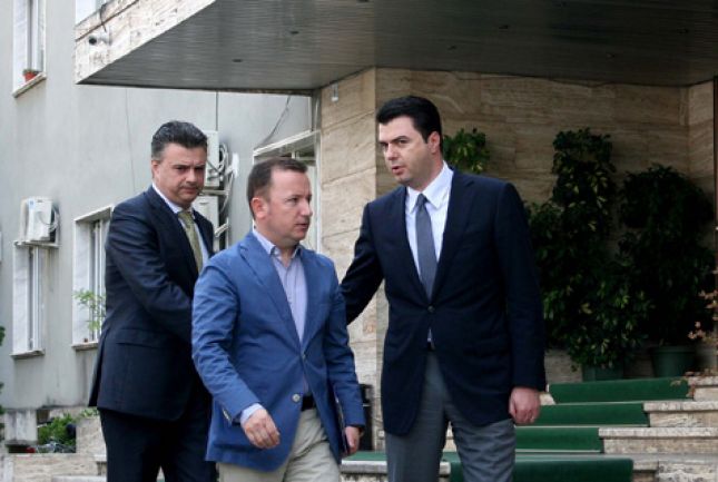 Jep dorëheqjen në mënyrë të papritur deputeti i rëndësishëm i PD-së Jep dorëheqjen në mënyrë të papritur deputeti i rëndësishëm i PD-së