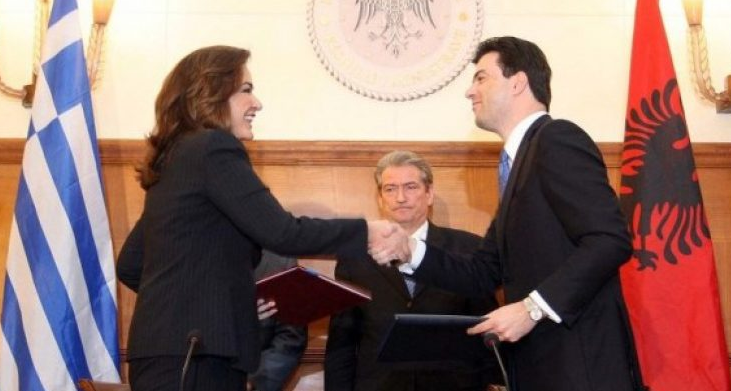 Kush është tradhtari? Kush është tradhtari?