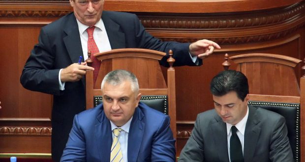 Deti “në gojën e ujqërve” Berisha-Meta Deti “në gojën e ujqërve” Berisha-Meta