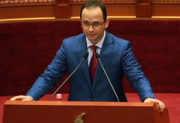 Integrimi i Shqipërisë, raporti për 2017-n: Marrëveshja Rama-Basha përmirësoi klimën politike Integrimi i Shqipërisë, raporti për 2017-n: Marrëveshja Rama-Basha përmirësoi klimën politike