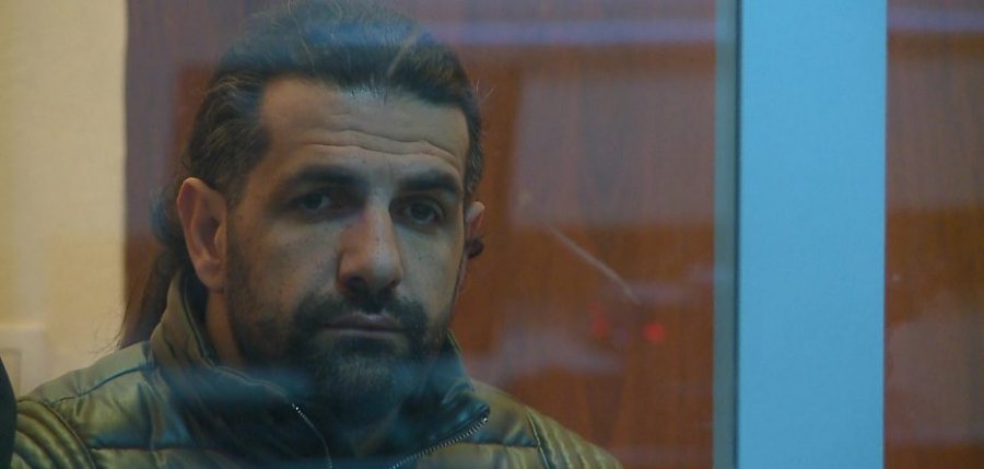 Flet nga burgu i dyshuari për vrasjen mafioze në Tiranë: Po gaboni rëndë…!
