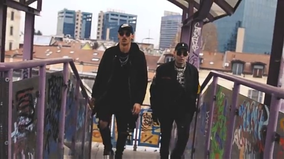 Goditën me thikë futbollistin shqiptar, arrestohen reperët italianë Goditën me thikë futbollistin shqiptar, arrestohen reperët italianë