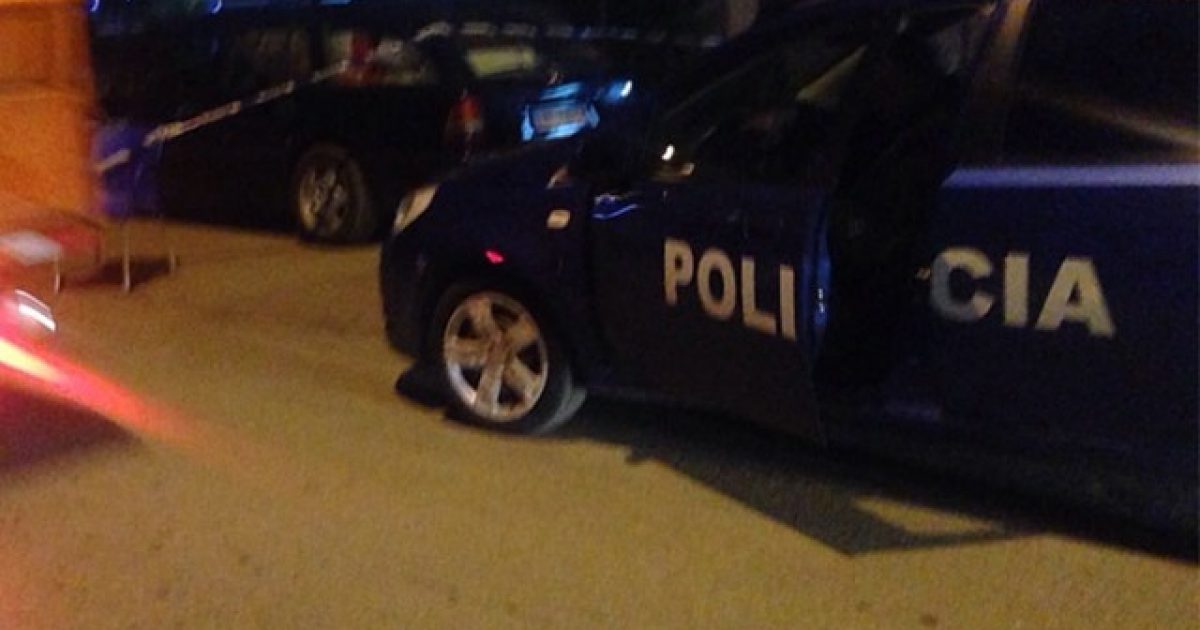 Aksident masiv në autostradë, disa makina përplasen kokë më kokë (Video) Aksident masiv në autostradë, disa makina përplasen kokë më kokë (Video)