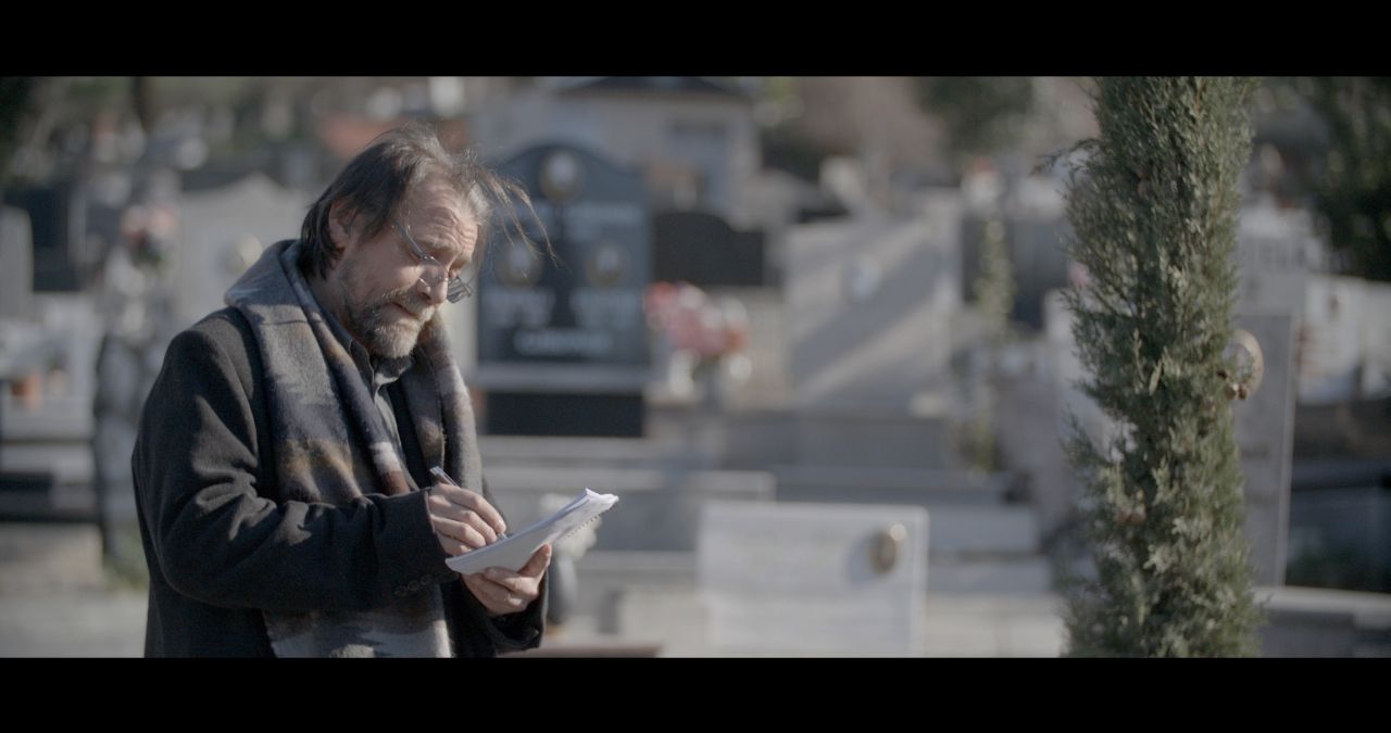 Botuesja Irena Toçi aktore me Alfred Trebickën e Zallën! Një surprizë e filmit të ri “Poeti” (Foto) Botuesja Irena Toçi aktore me Alfred Trebickën e Zallën! Një surprizë e filmit të ri “Poeti” (Foto)