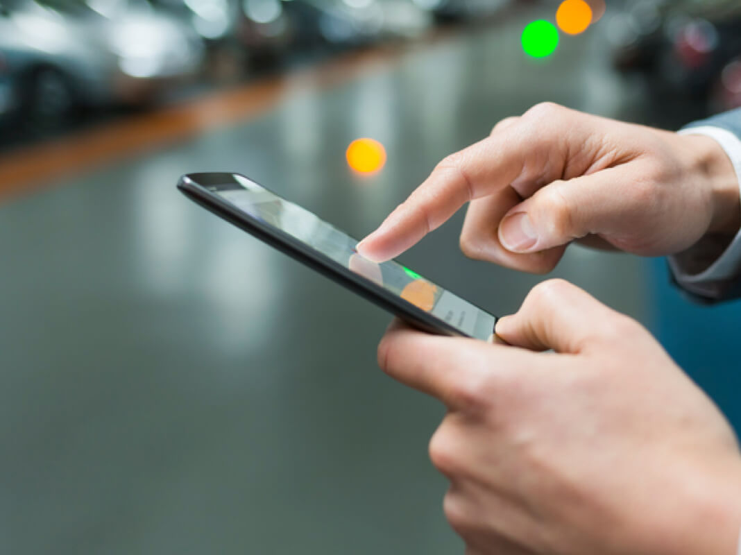 “Vodafone” sfidon shtetin?! Operatorit i ndalohet transmetimi i spoteve dizinformuese dhe çorientues… por ai s’ndalet! “Vodafone” sfidon shtetin?! Operatorit i ndalohet transmetimi i spoteve dizinformuese dhe çorientues… por ai s’ndalet!