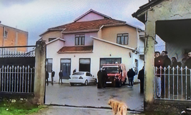 Vrau 32 vjeçarin në Maqellarë, arrestohet autori Vrau 32 vjeçarin në Maqellarë, arrestohet autori