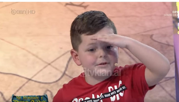 “Ti qenke super pjeshkë mi’, Albana Osmani vihet në siklet në emision “Ti qenke super pjeshkë mi’, Albana Osmani vihet në siklet në emision