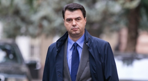 Basha si mashë e Kremlinit kundër BE dhe Shqipërisë