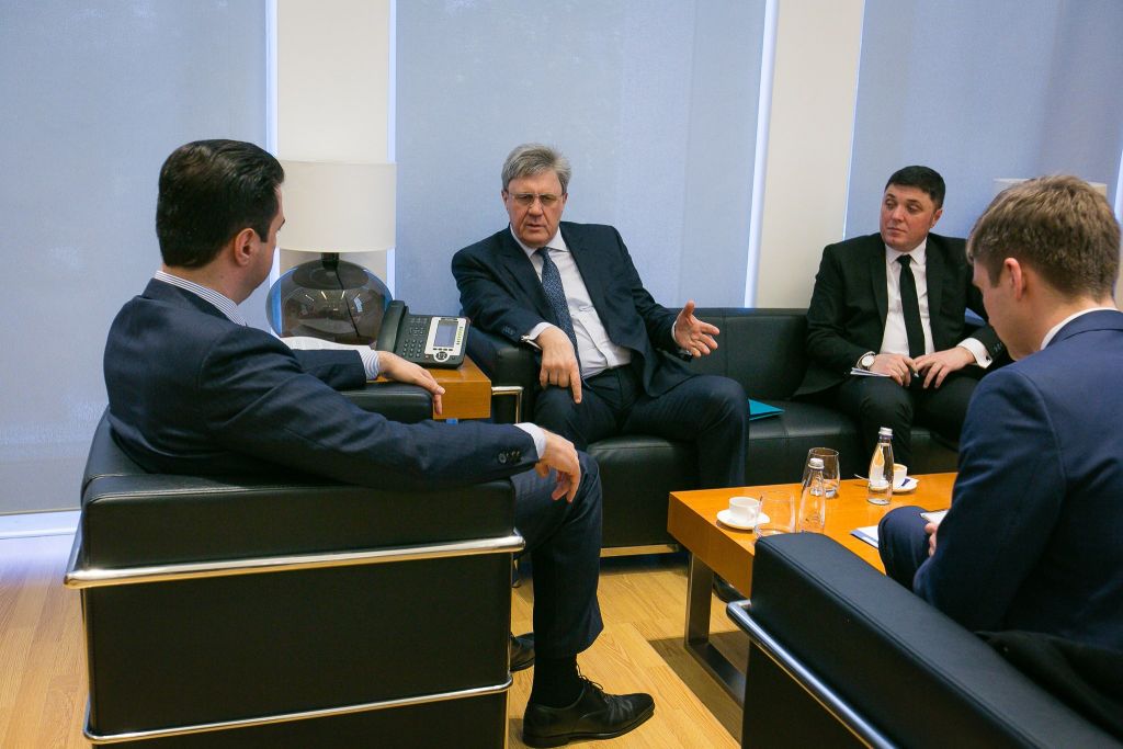 Thirrjet me ulurima të Lulit për destabilizim në 14 Mars 2017 pas takimit me ambasadorin rus (Video)