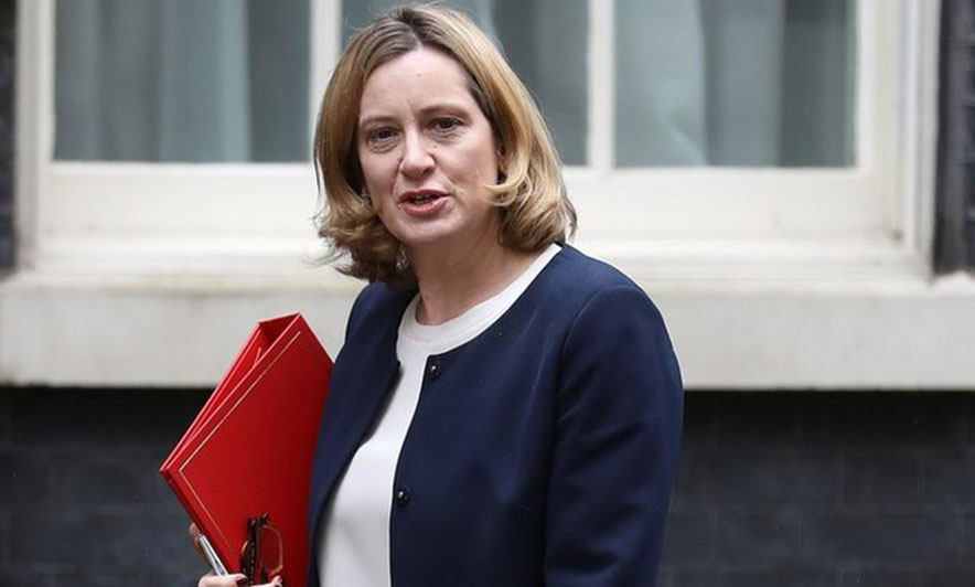 Britania rishikon vizat e dhëna për pasanikët Britania rishikon vizat e dhëna për pasanikët