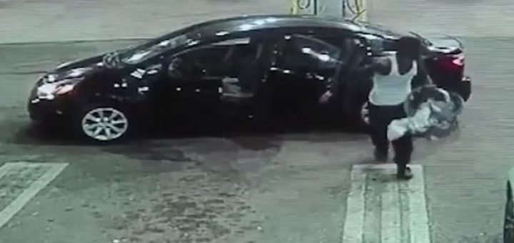 Video/ Hajduti vjedh makinën për zbulon se nuk ishte i vetëm në veturë! Video/ Hajduti vjedh makinën për zbulon se nuk ishte i vetëm në veturë!