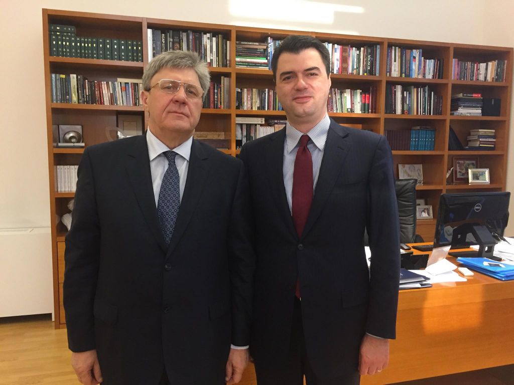 Ndërhyrja ruse/ Dyshimet nisën në pranverën e 2017-s kur Shkupi e Tirana u ndezën për 3 muaj Ndërhyrja ruse/ Dyshimet nisën në pranverën e 2017-s kur Shkupi e Tirana u ndezën për 3 muaj