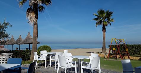 Media italiane Voglioviverecosi.com (Dua të jetoj kështu): Të jetosh si pensionist në Durrës