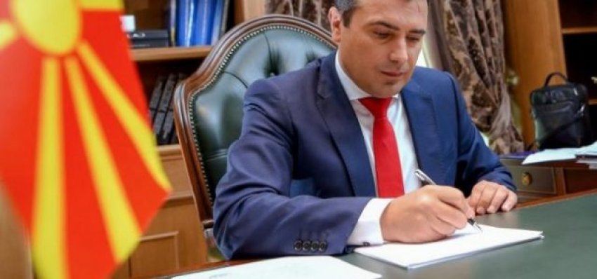 Zaev “sulmon” Ivanovin për ligjin për gjuhët Zaev “sulmon” Ivanovin për ligjin për gjuhët