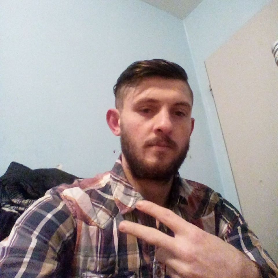 U arrestua për kokainën në Durrës, familjarët e shoferit të kamionit akuza të forta drejtësisë U arrestua për kokainën në Durrës, familjarët e shoferit të kamionit akuza të forta drejtësisë