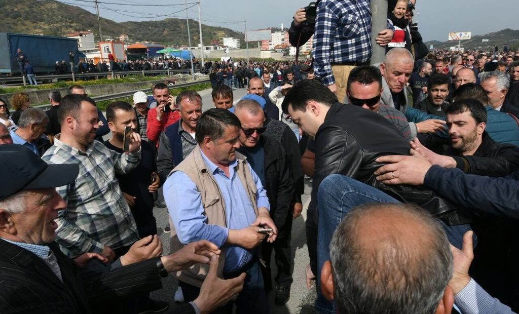 Procedim penal/ “Trimërohet” Basha: Nuk frikësohem nga Arta Marku dhe Edi Rama Procedim penal/ “Trimërohet” Basha: Nuk frikësohem nga Arta Marku dhe Edi Rama