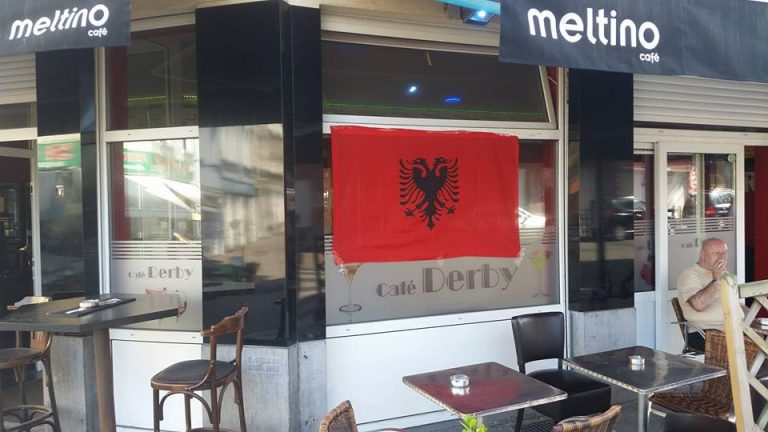 Hapja e negociatave, festë shqiptarësh në Bruksel (Foto+Video) Hapja e negociatave, festë shqiptarësh në Bruksel (Foto+Video)