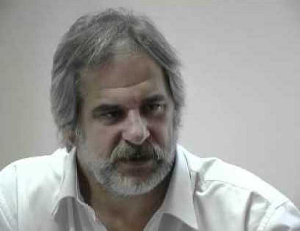 S’i duan t’ua vjedhin protestën studentëve, edhe gazetarët: Mbahuni studentë, në shesh zbret ai, Artur Zheji S’i duan t’ua vjedhin protestën studentëve, edhe gazetarët: Mbahuni studentë, në shesh zbret ai, Artur Zheji