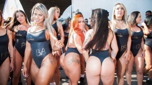 “Sëmundja Kim Kardashian”, të pasmet e mëdha shkaktojnë krizë kombëtare në këtë vend (Foto) “Sëmundja Kim Kardashian”, të pasmet e mëdha shkaktojnë krizë kombëtare në këtë vend (Foto)