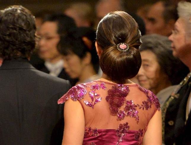 Aktorja e filmave për të rritur, u bë princeshë dhe drejton vendin më të fuqishëm në Evropë (Foto) Aktorja e filmave për të rritur, u bë princeshë dhe drejton vendin më të fuqishëm në Evropë (Foto)