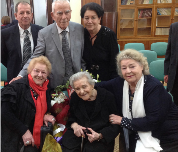 Liri Belishova thirri sonte vdekjen! Liri Belishova thirri sonte vdekjen!