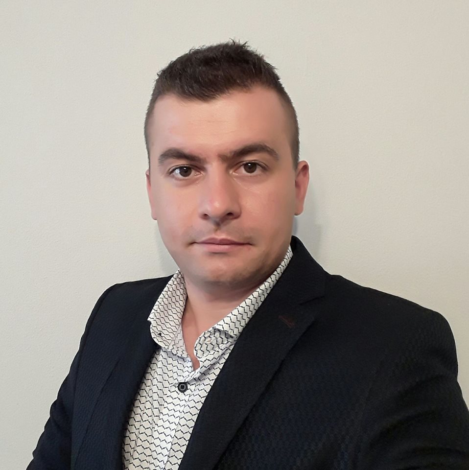 Ja kush është Marjo Majollari që u ekzektua në Kinostudio para pak çastesh (Foto) Ja kush është Marjo Majollari që u ekzektua në Kinostudio para pak çastesh (Foto)