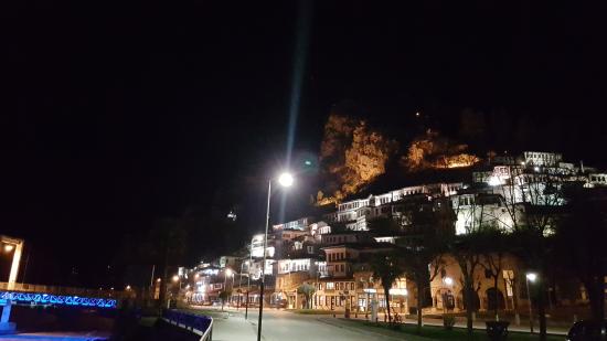 Ndër 30 qytetet më të bukura në botë zgjidhet edhe ky qytet Shqiptar Ndër 30 qytetet më të bukura në botë zgjidhet edhe ky qytet Shqiptar