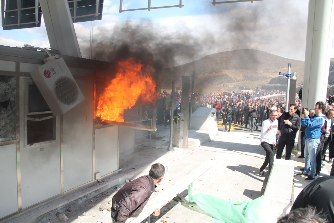 Propozimi i Ramës: Kjo është shifra që do të paguajnë për rrugën e Kombit kuksianët Propozimi i Ramës: Kjo është shifra që do të paguajnë për rrugën e Kombit kuksianët