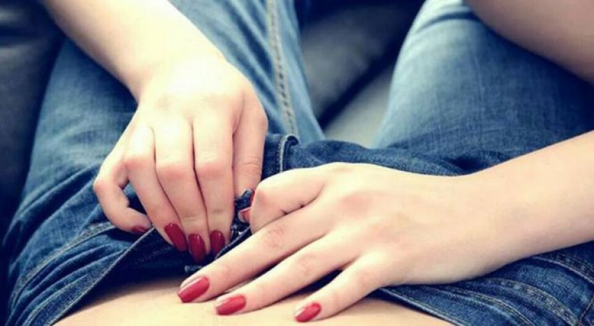 Vajza habit me historinë e saj“: Qau me dënesë se më gjeti të virgjër” Vajza habit me historinë e saj“: Qau me dënesë se më gjeti të virgjër”