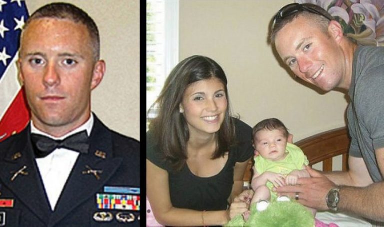 Burri i saj vdes në Afganistan.Por kur kontrollon laptopin e tij, ajo gjen diçka që e lë pa frymë…(Foto) Burri i saj vdes në Afganistan.Por kur kontrollon laptopin e tij, ajo gjen diçka që e lë pa frymë…(Foto)