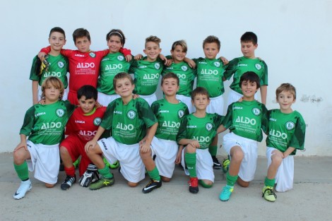 Trajnerin nuk i futi në lojë djalin Ja çfarë i bën babai italian! Trajnerin nuk i futi në lojë djalin Ja çfarë i bën babai italian!