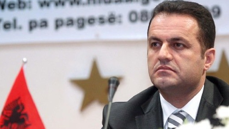 Deklarata e pasurisë/ Misteri: Llalla blen tokë me 92 lekë metrin katrorë në 2017 Deklarata e pasurisë/ Misteri: Llalla blen tokë me 92 lekë metrin katrorë në 2017