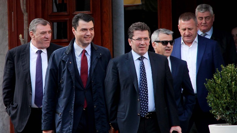 Pse nuk është e vërtetë që Lulzim Basha ndiqet?! Pse nuk është e vërtetë që Lulzim Basha ndiqet?!