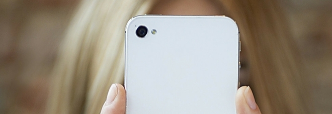 Tashmë është zyrtare, përdorimi i celulareve shkakton kancer në tru! Tashmë është zyrtare, përdorimi i celulareve shkakton kancer në tru!