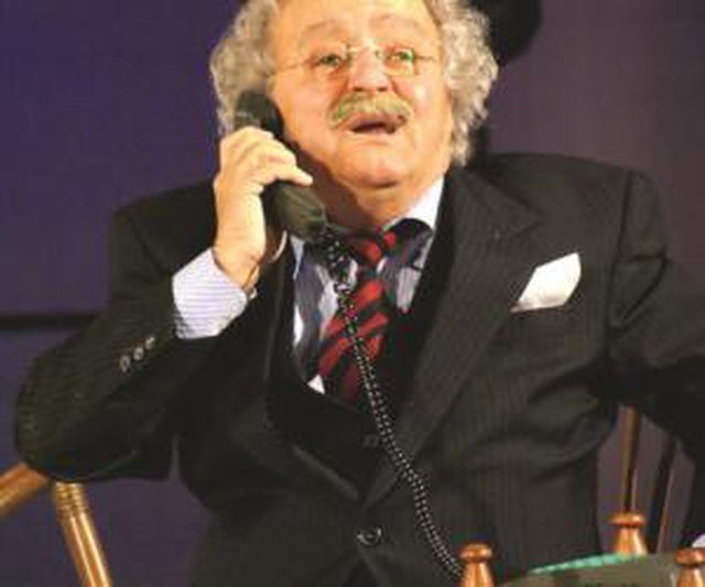 Foto/ Dje akuzoi shtetin se nuk i jep ilaçet, Luftar Paja është kontaktuar nga ministrja e Shëndetësisë dhe Mbrojtjes Sociale, Ogerta Manastirliu