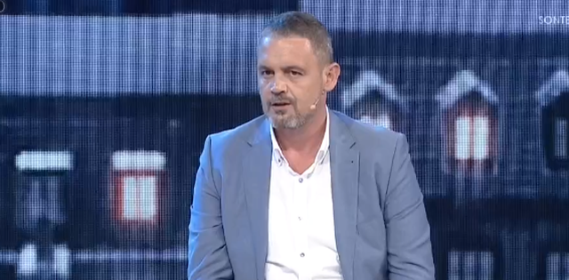 Alban Dudushi flet për herë të parë për ndarjen: Duheshim shumë, por ja ç’ndodhi! Alban Dudushi flet për herë të parë për ndarjen: Duheshim shumë, por ja ç’ndodhi!