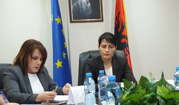 Në krye të Krimeve të Rënda, kush është prokurorja Donika Prela Në krye të Krimeve të Rënda, kush është prokurorja Donika Prela