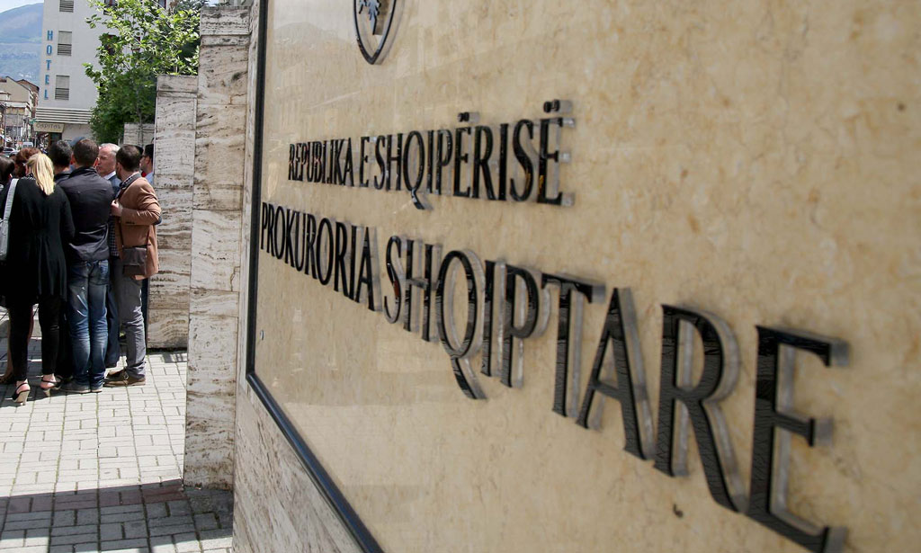 Grabitja e Prokurorisë Durrës, ndalohen dy autorët e dyshuar Grabitja e Prokurorisë Durrës, ndalohen dy autorët e dyshuar