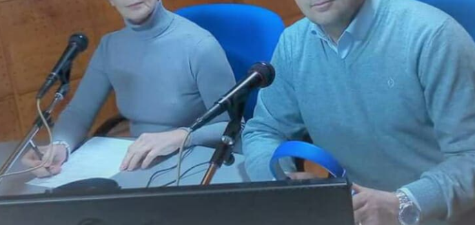 Foto/ E Trishtë! Kolegu po e priste të jepnin lajmet, ndërron jetë papritur gazetarja shqiptare Foto/ E Trishtë! Kolegu po e priste të jepnin lajmet, ndërron jetë papritur gazetarja shqiptare