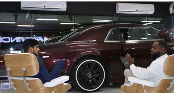 Nga lavazhier në miliarder, kush është 40-vjeçari që frymëzoi Londrën (Foto) Nga lavazhier në miliarder, kush është 40-vjeçari që frymëzoi Londrën (Foto)