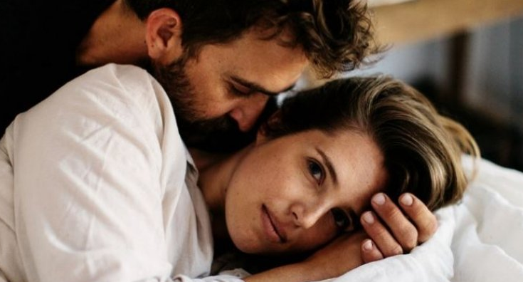 “Jam në hall të madh, të vazhdoj lidhjen me partnerin apo me dashnorin”, rrëfimi i 34-vjeçares që do ju lërë pa fjalë (Foto) “Jam në hall të madh, të vazhdoj lidhjen me partnerin apo me dashnorin”, rrëfimi i 34-vjeçares që do ju lërë pa fjalë (Foto)