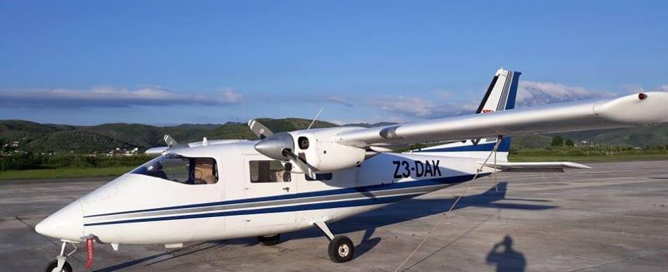 Ermonela Felaj ka një mesazh për Berishën: Nesër do të ngrihen 4 avionë në Kuçovë Ermonela Felaj ka një mesazh për Berishën: Nesër do të ngrihen 4 avionë në Kuçovë